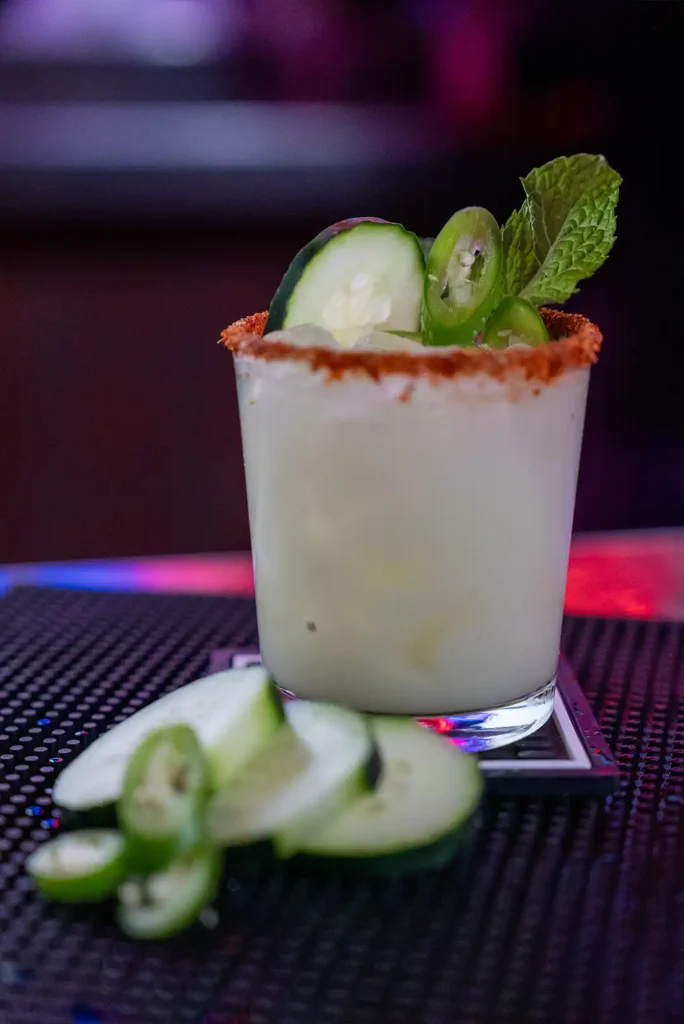 Siete de Copas Mixología Serrano Splash